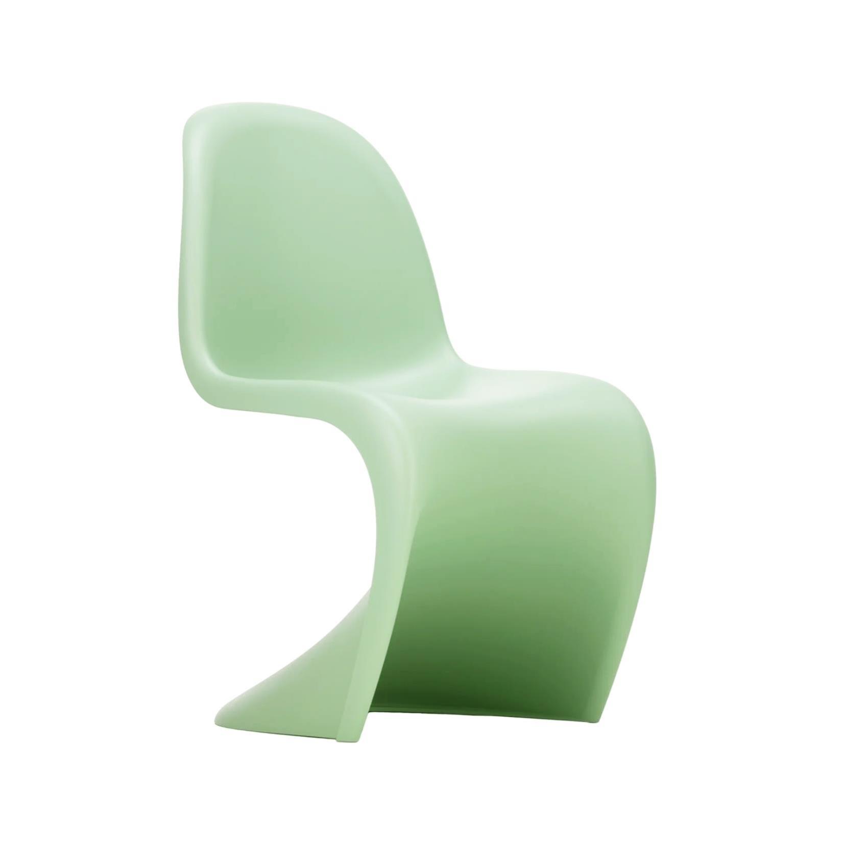 Dominidesign Dining chair Panton S-seat matte PP green